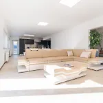 Villa Geranios