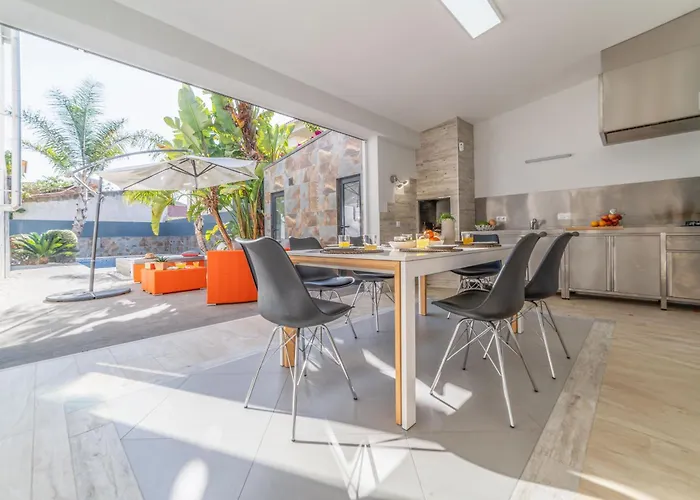 Βίλα Geranios Amora